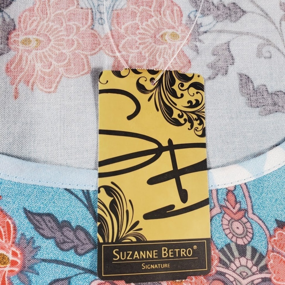 NWT Suzanne‎ Betro Signature Ruffle Hem Bell Sleeve Tunic Medium Floral $94 MSRP - Picture 10 of 13